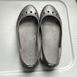 Croc Flats